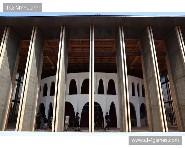 米兰机场换装冬奥主题，打造意式冰雪第一印象